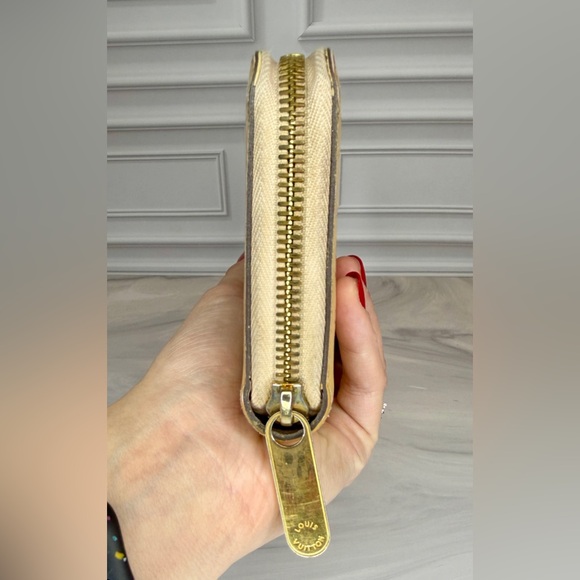 Louis Vuitton Vernis Cream Long Zip Wallet | Zippy | Full Set - Picture 4 of 15